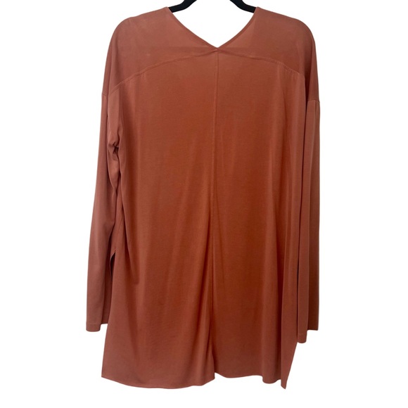 LUSH Top - Picture 3 of 4